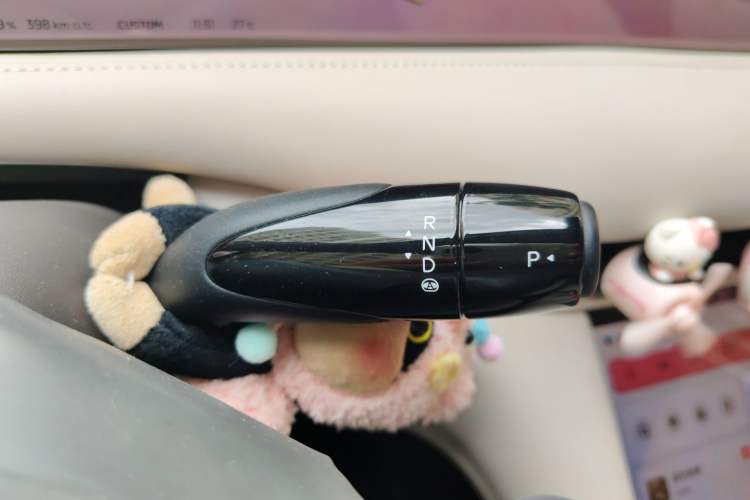 Used IM LS6 2025 Lingxi Intelligent Driving Edition Gear Lever