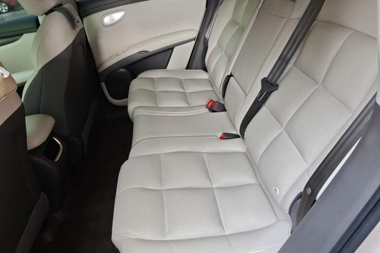 Used IM LS6 2025 Ultra-Long Range Lingxi Intelligent Driving Edition Left Rear Seat