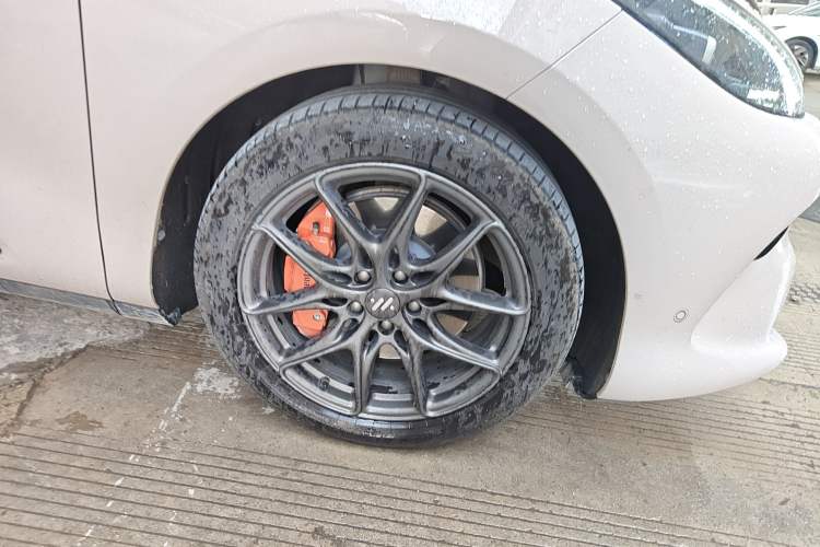 Used IM LS6 2025 Ultra-Long Range Lingxi Intelligent Driving Edition Right Front Wheel Hub