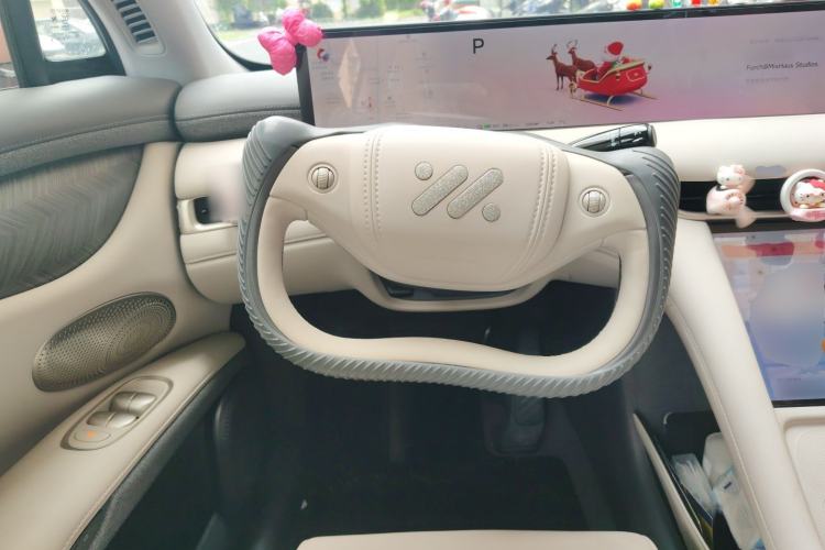 Used IM LS6 2025 Lingxi Intelligent Driving Edition Steering Wheel
