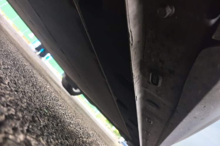 Used IM LS6 2025 Long-Range Lingxi Smart Enjoyment Edition Chassis Front Left
