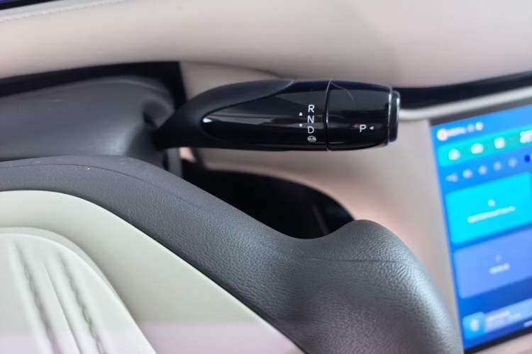 Used IM LS6 2025 Long-Range Lingxi Smart Enjoyment Edition Gear Lever