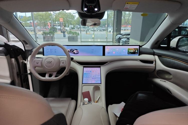 Used IM LS6 2025 Long-Range Lingxi Smart Enjoyment Edition Interior 2