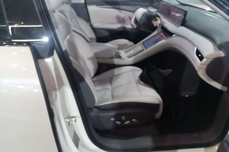 Used IM LS6 2025 Lingxi Intelligent Driving Edition Right Front Seat