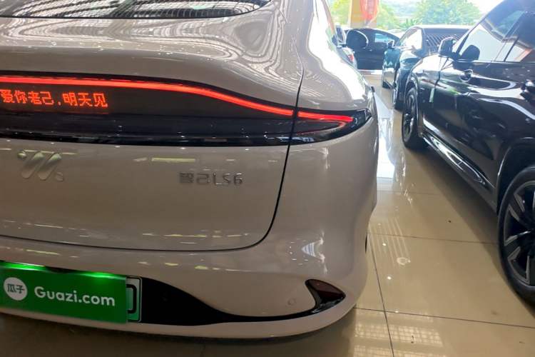 Used IM LS6 2025 Lingxi Intelligent Driving Edition Right Rear Taillight