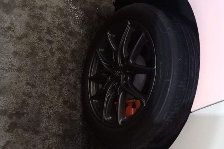 Used IM LS6 2025 Lingxi Intelligent Driving Edition Right Rear Wheel Hub