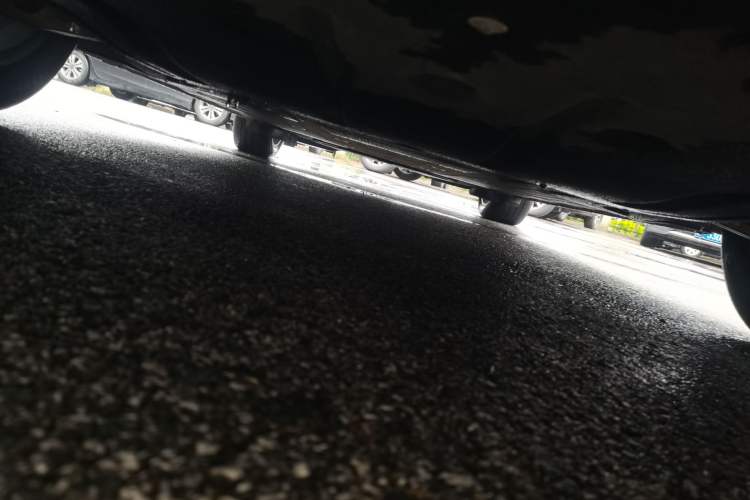 Used IM LS6 2025 Lingxi Intelligent Driving Edition Chassis Front