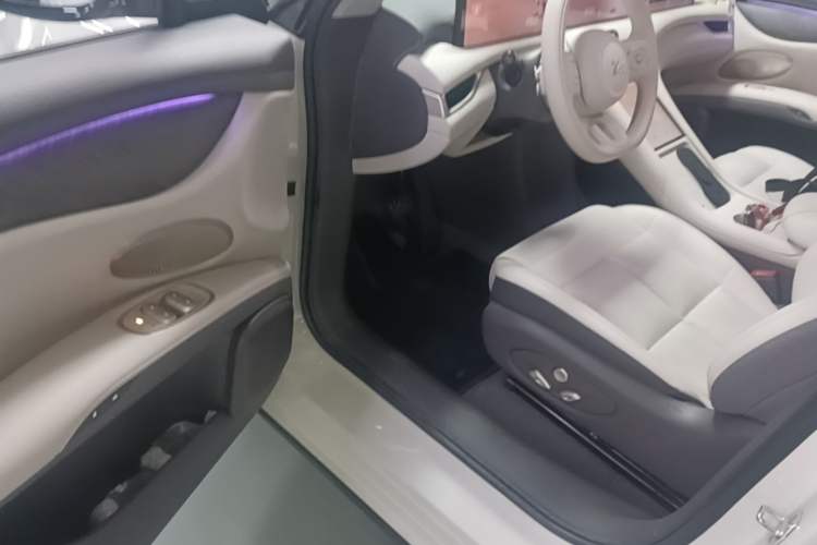 Used IM LS6 2025 Long-Range Lingxi Smart Enjoyment Edition Driver Seat