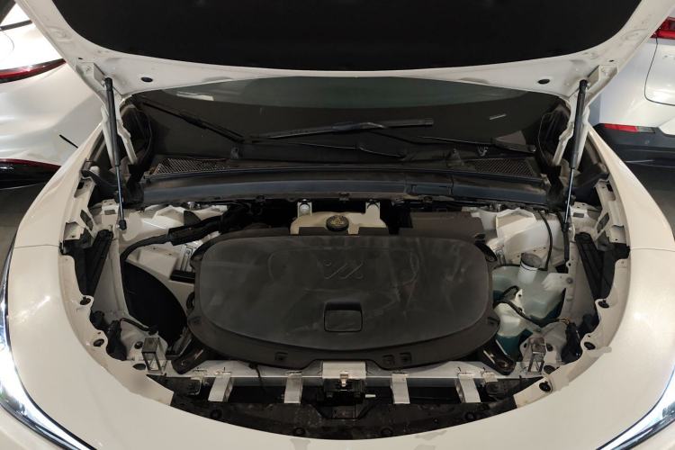 Used IM LS6 2025 Ultra-Powerful Lingxi Intelligent Enjoyment Edition Engine Bay