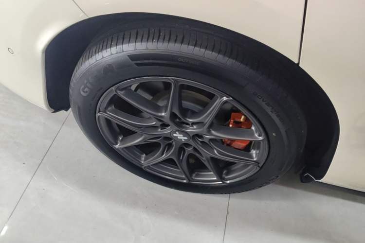 Used IM LS6 2025 Lingxi Intelligent Driving Edition Exterior 5