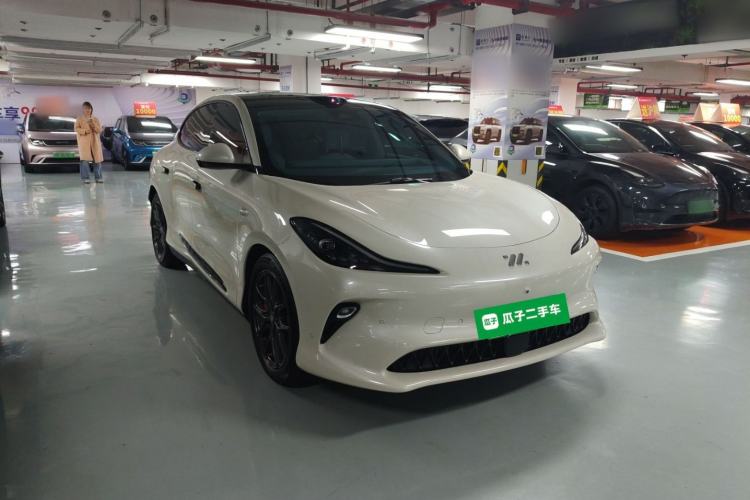 Used IM LS6 2025 Long-Range Lingxi Smart Enjoyment Edition Front Right 45 Deg