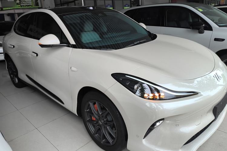 Used IM LS6 2025 Lingxi Intelligent Driving Edition Front Right 45 Deg