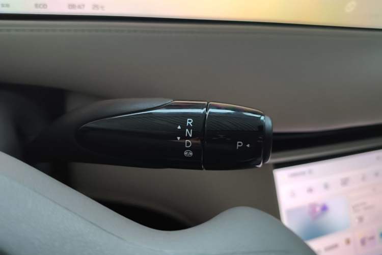 Used IM LS6 2025 Lingxi Intelligent Driving Edition Gear Lever