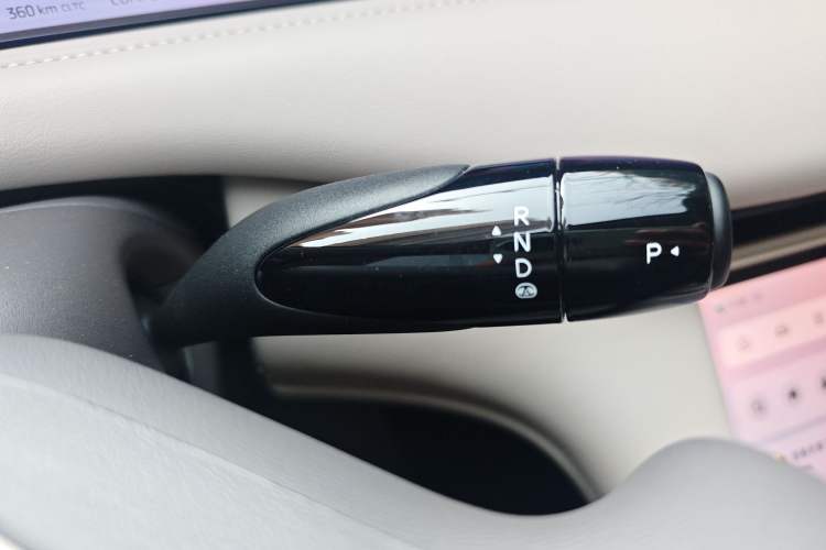 Used IM LS6 2025 Long-Range Lingxi Smart Enjoyment Edition Gear Lever