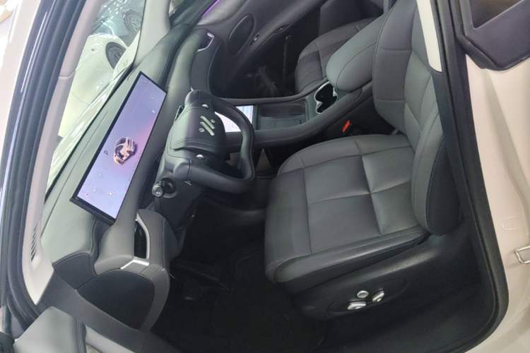 Used IM LS6 2025 Lingxi Intelligent Driving Edition Left Front Seat
