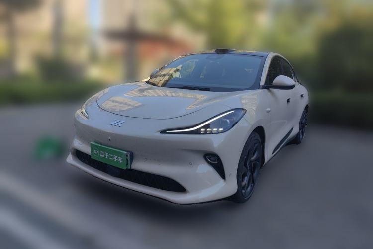 IM LS6 2025 Long-Range Lingxi Smart Enjoyment Edition