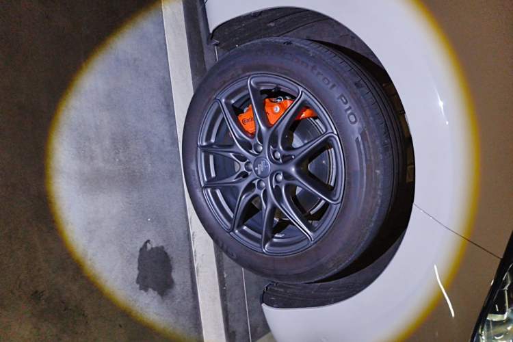 Used IM LS6 2025 Lingxi Intelligent Driving Edition Right Front Wheel Hub