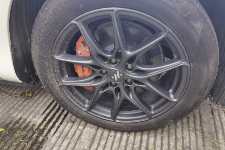 Used IM LS6 2025 Lingxi Intelligent Driving Edition Right Front Wheel Hub