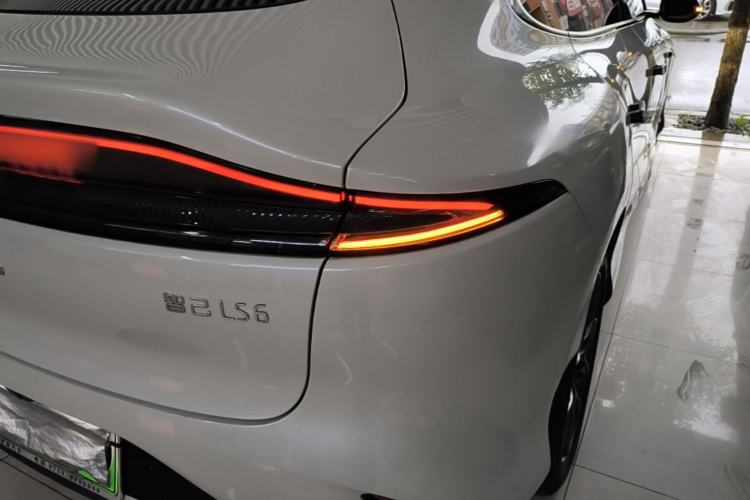 Used IM LS6 2025 Lingxi Intelligent Driving Edition Right Rear Taillight