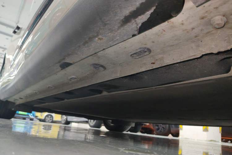 Used IM LS6 2025 Long-Range Lingxi Smart Enjoyment Edition Right Side Sill