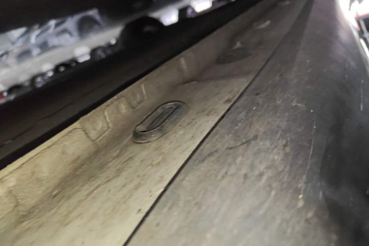 Used IM LS6 2025 Lingxi Intelligent Driving Edition Right Side Sill