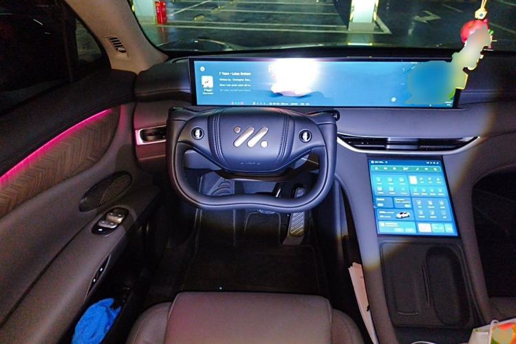 Used IM LS6 2025 Lingxi Intelligent Driving Edition Steering Wheel