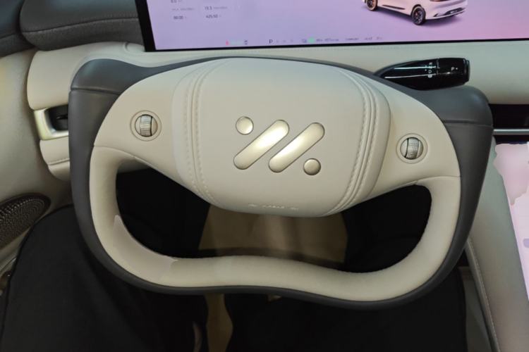 Used IM LS6 2025 Lingxi Intelligent Driving Edition Steering Wheel