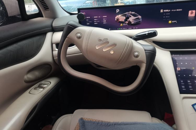 Used IM LS6 2025 Lingxi Intelligent Driving Edition Steering Wheel