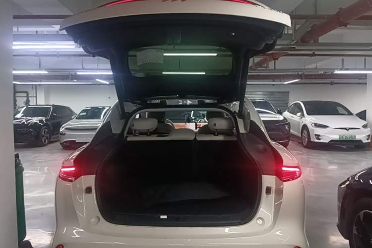 Used IM LS6 2025 Long-Range Lingxi Smart Enjoyment Edition Trunk