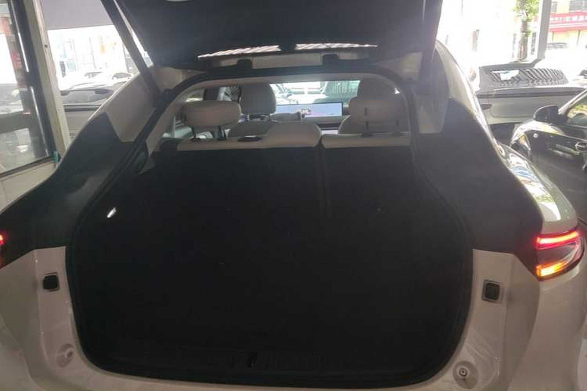 Used IM LS6 2025 Lingxi Intelligent Driving Edition Trunk