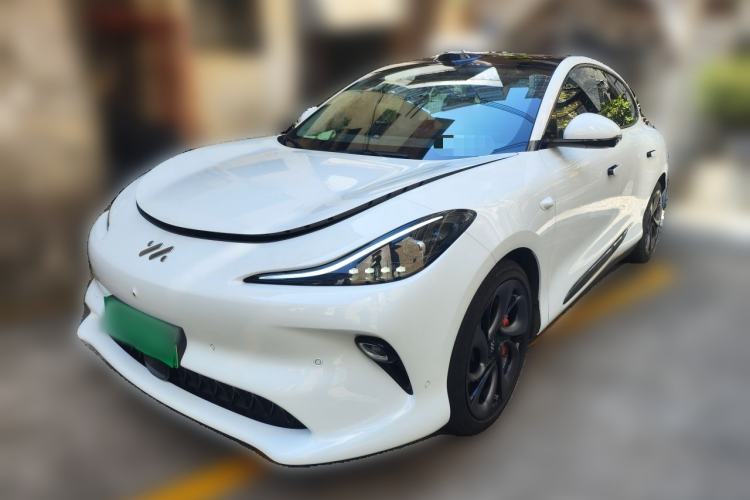 IM LS6 2025 Ultra-Powerful Lingxi Intelligent Enjoyment Edition