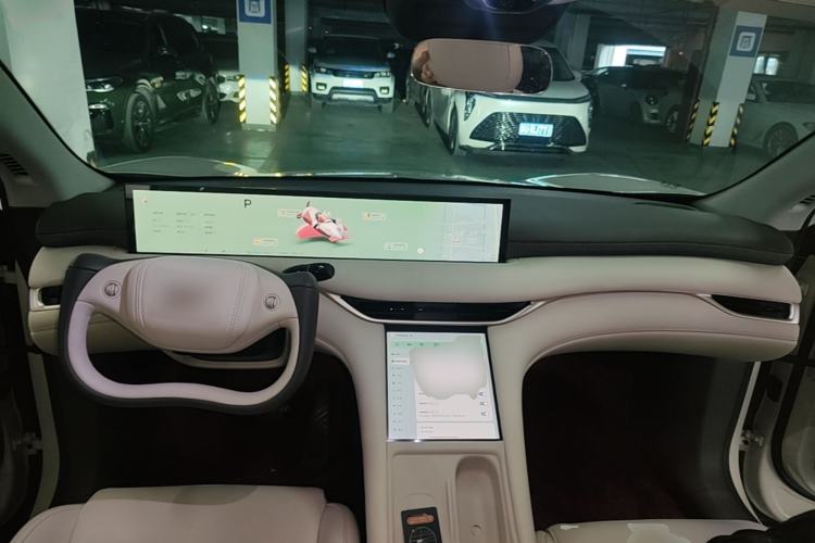 Used IM LS6 2025 Lingxi Intelligent Driving Edition Center Console