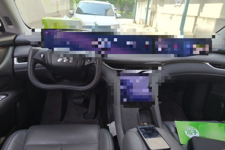 Used IM LS6 2025 Long-Range Lingxi Smart Enjoyment Edition Center Console