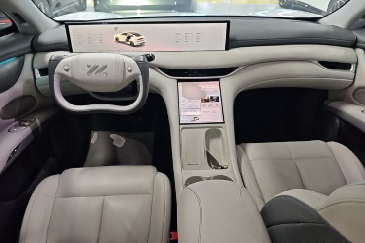 Used IM LS6 2025 Lingxi Intelligent Driving Edition Center Console