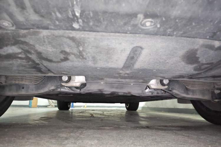 Used IM LS6 2025 Ultra-Powerful Lingxi Intelligent Enjoyment Edition Chassis Rear