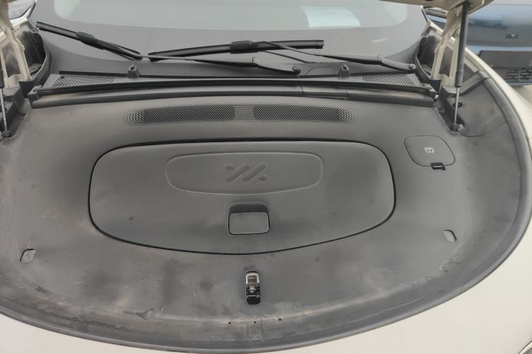 Used IM LS6 2025 Lingxi Intelligent Driving Edition Engine Bay