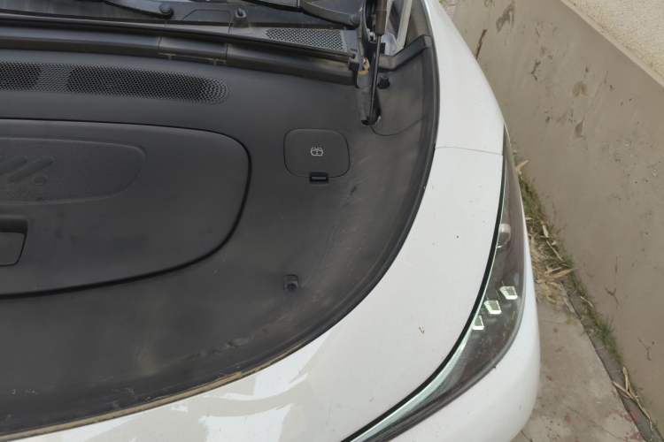 Used IM LS6 2025 Long-Range Lingxi Smart Enjoyment Edition Engine Bay Left