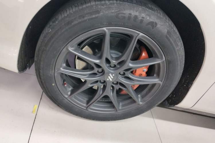 Used IM LS6 2025 Long-Range Lingxi Intelligent Driving Edition Exterior 4