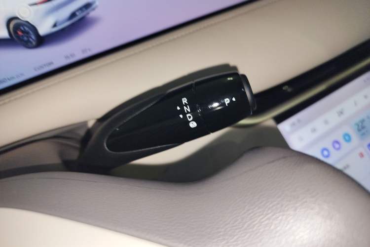Used IM LS6 2025 Lingxi Intelligent Driving Edition Gear Lever