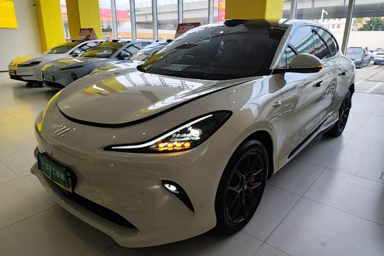 IM LS6 2025 Lingxi Intelligent Driving Edition