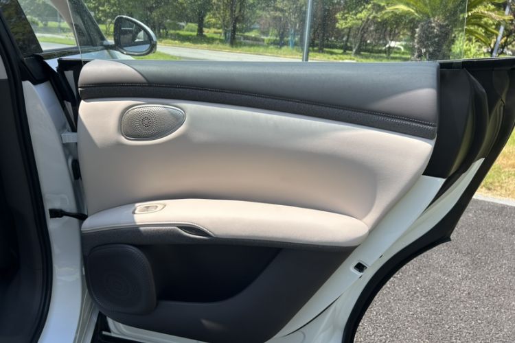 Used IM LS6 2025 Lingxi Intelligent Driving Edition Interior 10