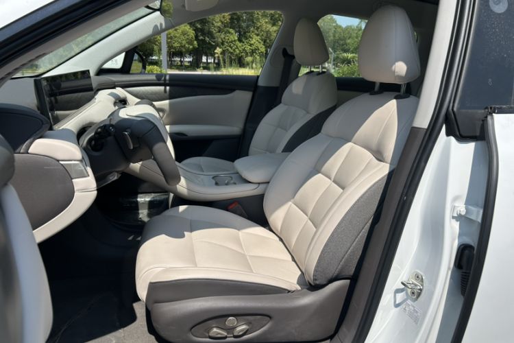 Used IM LS6 2025 Lingxi Intelligent Driving Edition Interior 13