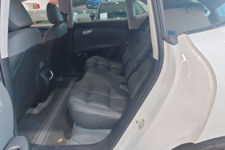 Used IM LS6 2025 Long-Range Lingxi Intelligent Driving Edition Interior 4