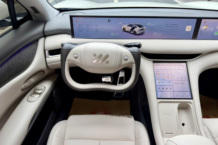 Used IM LS6 2025 Long-Range Lingxi Smart Enjoyment Edition Interior 5