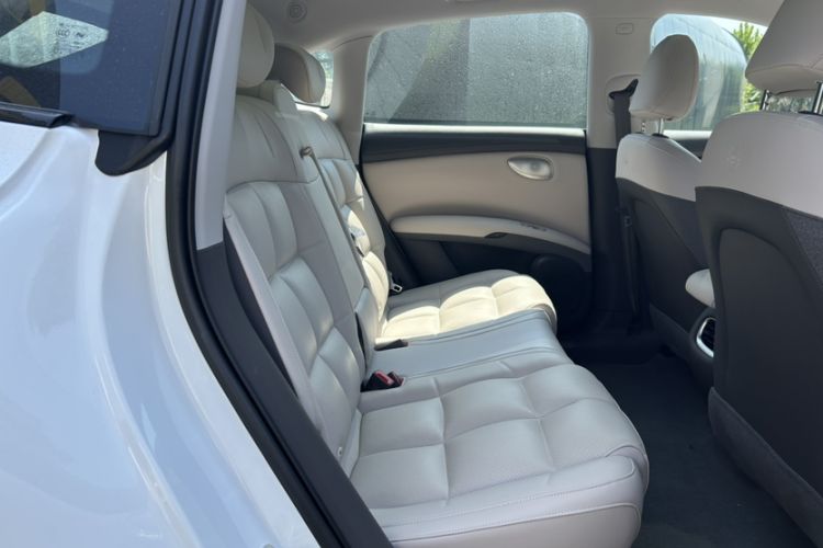 Used IM LS6 2025 Lingxi Intelligent Driving Edition Interior 8