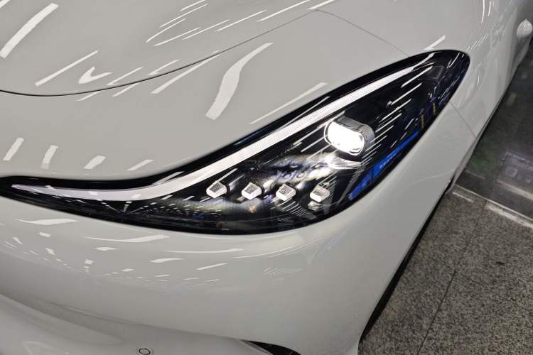 Used IM LS6 2025 Lingxi Intelligent Driving Edition Left Front Headlight