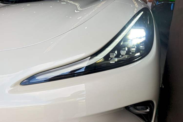 Used IM LS6 2025 Lingxi Intelligent Driving Edition Left Front Headlight
