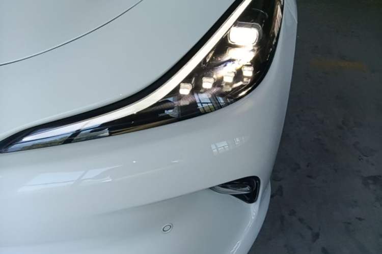 Used IM LS6 2025 Lingli Intelligent Driving Theater Edition Left Front Headlight
