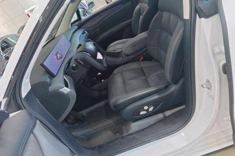 Used IM LS6 2025 Long-Range Lingxi Intelligent Driving Edition Left Front Seat