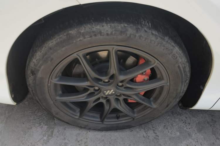 Used IM LS6 2025 Lingxi Intelligent Driving Edition Left Front Wheel Hub